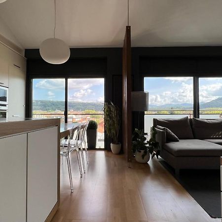 Atico De Diseno Con Terraza En El Centro De Olot Lejlighed Eksteriør billede